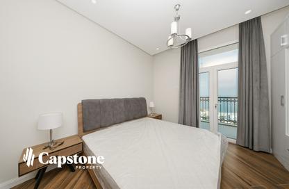 Apartment - 2 Bedrooms - 4 Bathrooms for rent in The Garden - Floresta Gardens - The Pearl Island - Doha