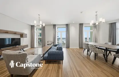 Apartment - 2 Bedrooms - 4 Bathrooms for rent in The Garden - Floresta Gardens - The Pearl Island - Doha Apartment - 2 Bedrooms - 4 Bathrooms for rent in The Garden - Floresta Gardens - The Pearl Island - Doha