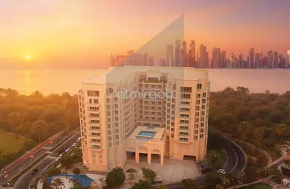 Apartment - 3 Bedrooms - 4 Bathrooms for sale in The Pearl Island - Doha