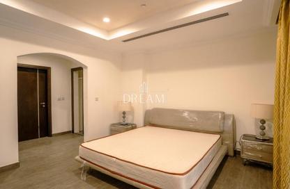 Apartment - 1 Bedroom - 2 Bathrooms for rent in Marina Gate - Porto Arabia - The Pearl Island - Doha