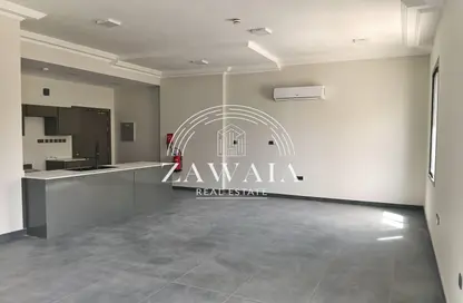 Apartment - Studio - 1 Bathroom for rent in Bin Omran - Fereej Bin Omran - Doha