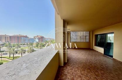 Apartment - 1 Bedroom - 2 Bathrooms for rent in West Porto Drive - Porto Arabia - The Pearl Island - Doha