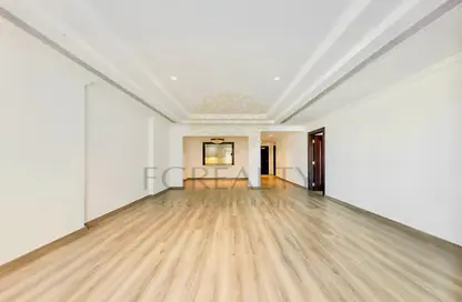 Apartment - 1 Bedroom - 2 Bathrooms for sale in West Porto Drive - Porto Arabia - The Pearl Island - Doha