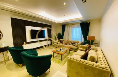 Apartment - 1 Bedroom - 2 Bathrooms for rent in East Porto Drive - Porto Arabia - The Pearl Island - Doha