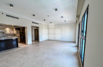 Apartment - 3 Bedrooms - 4 Bathrooms for rent in Carnaval - Qanat Quartier - The Pearl Island - Doha Apartment - 3 Bedrooms - 4 Bathrooms for rent in Carnaval - Qanat Quartier - The Pearl Island - Doha