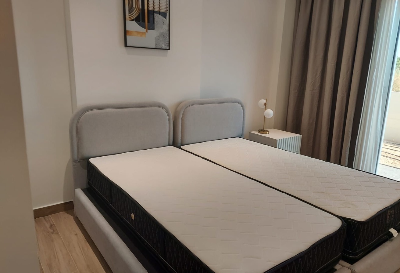 Exclusive 2BR with Huge Private Garden thumbnail 3