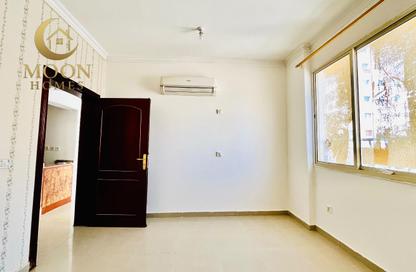 Apartment - 1 - 1 for rent in Umm Ghwailina Comm - Umm Ghuwalina - Umm Ghuwailina - Doha