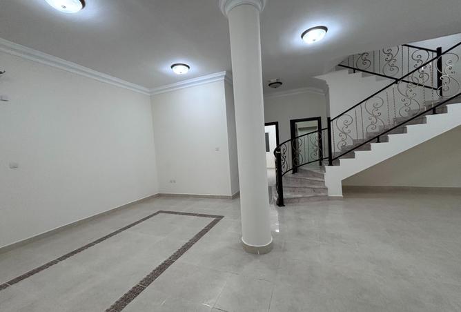 992274 - Property Image 3