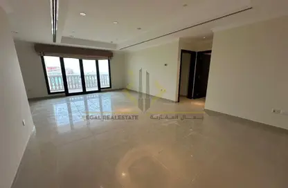 Apartment - 2 Bedrooms - 3 Bathrooms for rent in East Porto Drive - Porto Arabia - The Pearl Island - Doha