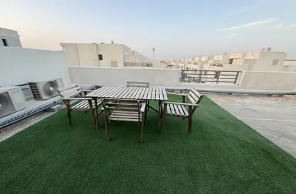 Apartment - 1 Bedroom - 1 Bathroom for rent in Izghawa - Izghawa - Doha