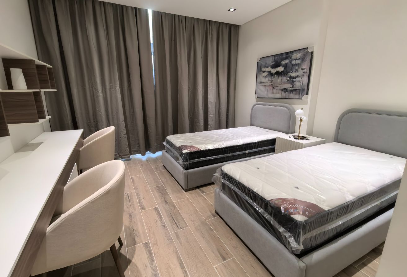 Ready-to-Move 3BHK+Maid’s R | Flexible Payment Pla thumbnail 9
