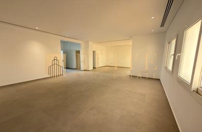 Villa - 4 Bedrooms - 5 Bathrooms for rent in Wadi Al Shaheeniya Street - Ain Khaled - Doha