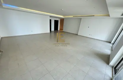 Apartment - 3 Bedrooms - 5 Bathrooms for rent in Viva West - Viva Bahriyah - The Pearl Island - Doha