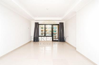 Apartment - 1 Bedroom - 2 Bathrooms for sale in West Porto Drive - Porto Arabia - The Pearl Island - Doha