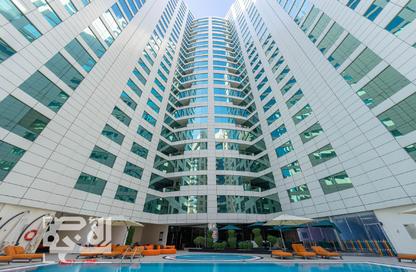 Apartment - 1 Bedroom - 2 Bathrooms for rent in Beverly Hills Tower - West Bay - West Bay - Doha Apartment - 1 Bedroom - 2 Bathrooms for rent in Beverly Hills Tower - West Bay - West Bay - Doha