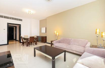 Apartment - 1 Bedroom - 2 Bathrooms for rent in Beverly Hills Tower - West Bay - West Bay - Doha