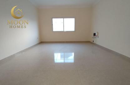 Apartment - 2 Bedrooms - 2 Bathrooms for rent in Al Mansoura - Al Mansoura - Doha