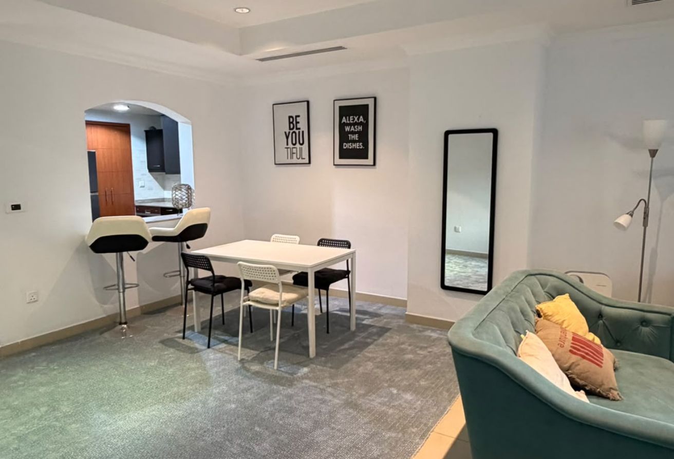 -Bedroom Apartment in Porto Arabia | 7,000 QAR Exc thumbnail 4