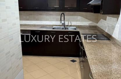 Apartment - 1 Bedroom - 2 Bathrooms for rent in East Porto Drive - Porto Arabia - The Pearl Island - Doha