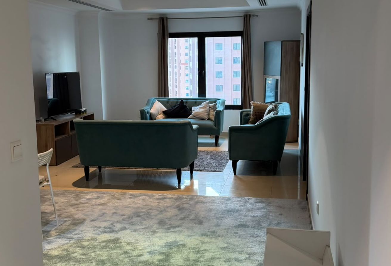 -Bedroom Apartment in Porto Arabia | 7,000 QAR Exc thumbnail 7