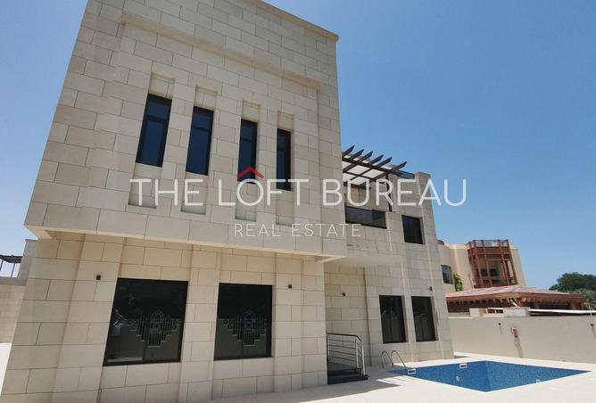 60781175 - Property Image 2