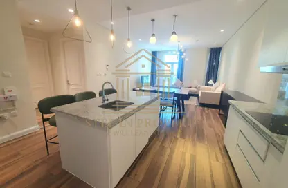 Apartment - 1 Bedroom - 3 Bathrooms for rent in Viva West - Viva Bahriyah - The Pearl Island - Doha