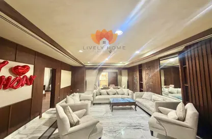 Apartment - 1 Bedroom - 2 Bathrooms for rent in East Porto Drive - Porto Arabia - The Pearl Island - Doha