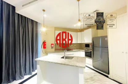 Apartment - 2 Bedrooms - 4 Bathrooms for rent in Floresta Gardens - Floresta Gardens - The Pearl Island - Doha