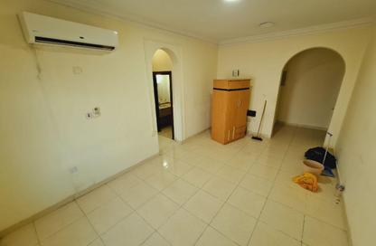 Apartment - 2 Bedrooms - 2 Bathrooms for rent in Old Airport Road - Old Airport Road - Doha