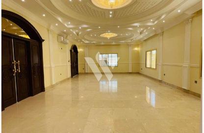فيلا - 7 غرف نوم - 8 حمامات للبيع في الثمامة - الثمامة - الدوحة