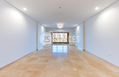 Apartment - 3 Bedrooms - 4 Bathrooms for sale in Al Mutahidah Tower - Viva Bahriyah - The Pearl Island - Doha
