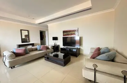 Apartment - 2 Bedrooms - 3 Bathrooms for rent in East Porto Drive - Porto Arabia - The Pearl Island - Doha