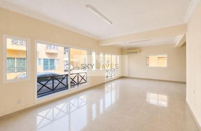 Villa - 3 Bedrooms - 3 Bathrooms for rent in Al Gharrafa - Al Gharrafa - Doha
