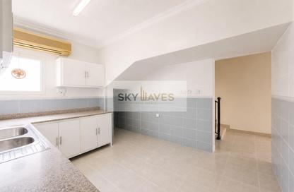 Villa - 3 Bedrooms - 3 Bathrooms for rent in Al Gharrafa - Al Gharrafa - Doha