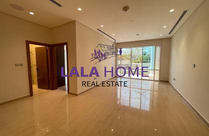Apartment - 2 Bedrooms - 3 Bathrooms for rent in Viva West - Viva Bahriyah - The Pearl Island - Doha Apartment - 2 Bedrooms - 3 Bathrooms for rent in Viva West - Viva Bahriyah - The Pearl Island - Doha