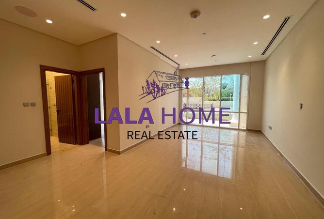 56722654 - Property Image 3