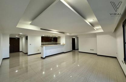 Apartment - 2 Bedrooms - 2 Bathrooms for rent in Tuscan Tower - Porto Arabia - The Pearl Island - Doha
