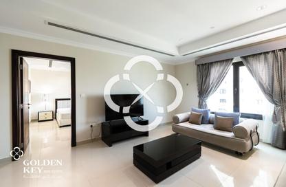 Apartment - 1 Bedroom - 2 Bathrooms for rent in West Porto Drive - Porto Arabia - The Pearl Island - Doha
