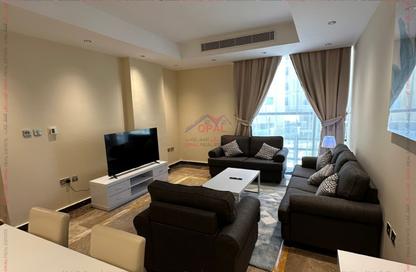 Apartment - 2 Bedrooms - 2 Bathrooms for rent in Porto Arabia - The Pearl Island - Doha