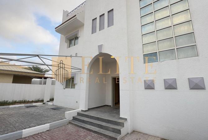 53007824 - Property Main Image