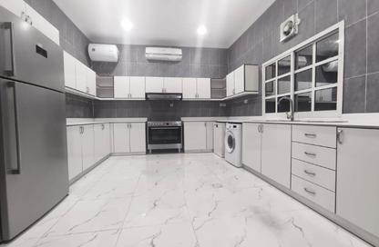 Villa - 5 Bedrooms - 6 Bathrooms for rent in Al Jamiaa Street - Al Markhiya - Doha