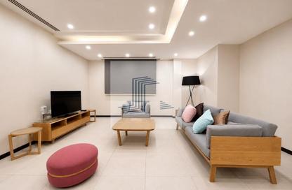 Apartment - 2 - 2 for rent in Al Mansoura - Al Mansoura - Doha
