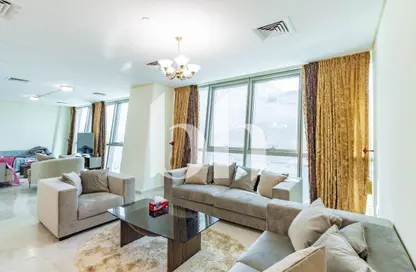 Apartment - 3 Bedrooms - 4 Bathrooms for rent in Zig Zag Tower B - Zig Zag Towers - West Bay - Doha