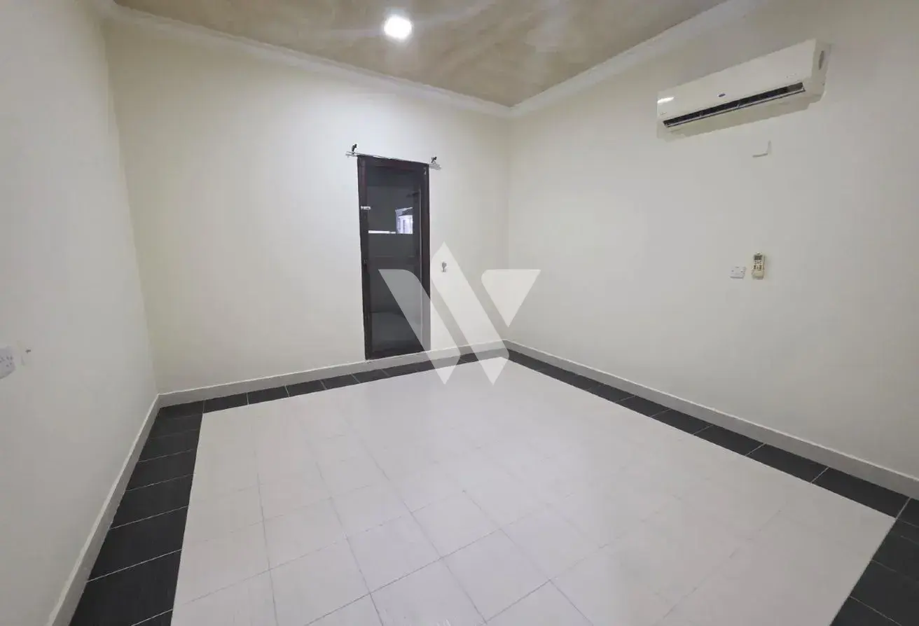 61280838 - Property Main Image