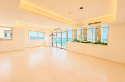Duplex - 4 Bedrooms - 6 Bathrooms for sale in Crystal Residence - Gewan Island - The Pearl Island - Doha