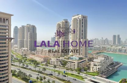 Apartment - 2 Bedrooms - 3 Bathrooms for rent in East Porto Drive - Porto Arabia - The Pearl Island - Doha