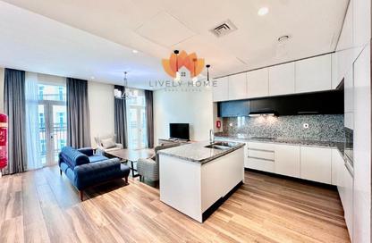 Apartment - 2 Bedrooms - 4 Bathrooms for rent in Floresta Gardens - Floresta Gardens - The Pearl Island - Doha