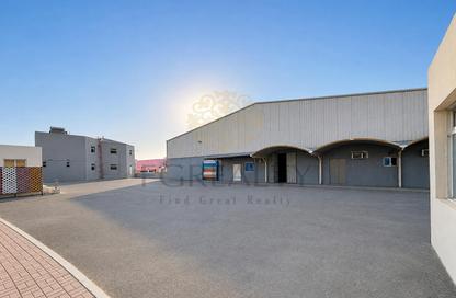 Warehouse - Studio - 4 Bathrooms for rent in Barzan Compound - New Salata - Salata - Doha