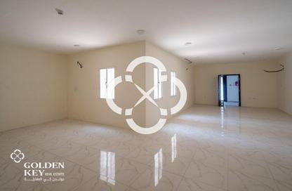 Labor Camp - Studio - 7+ Bathrooms for rent in Umm Salal Mahammad - Umm Salal City - Doha