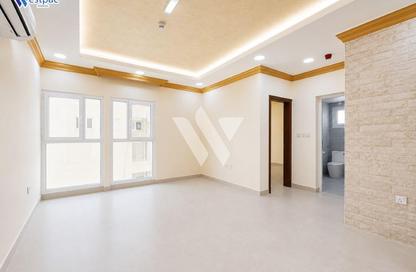 Apartment - 2 - 2 for rent in Umm Ghwailina Comm - Umm Ghuwalina - Umm Ghuwailina - Doha